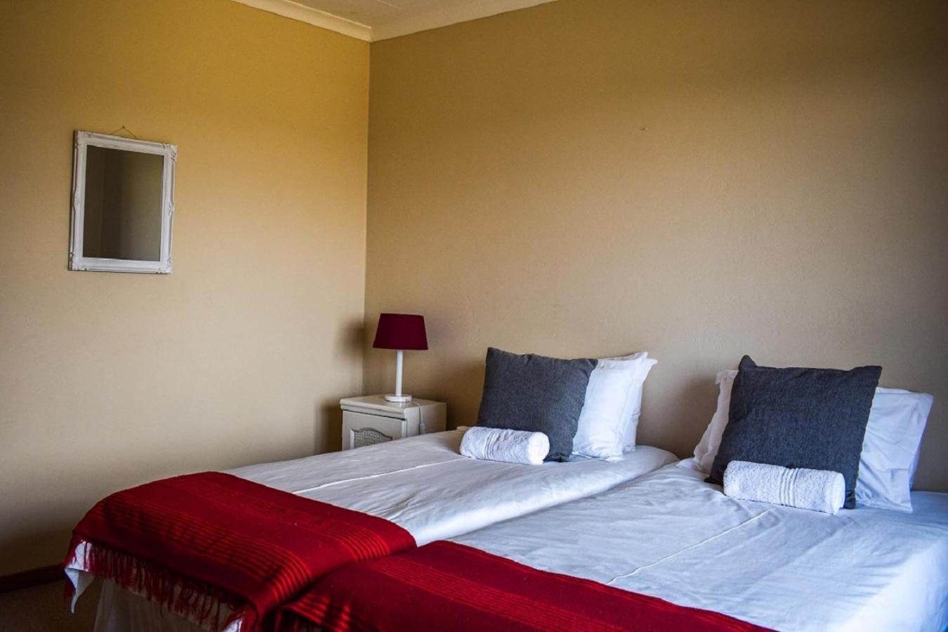 Berryfields Apartment Dullstroom Exterior photo